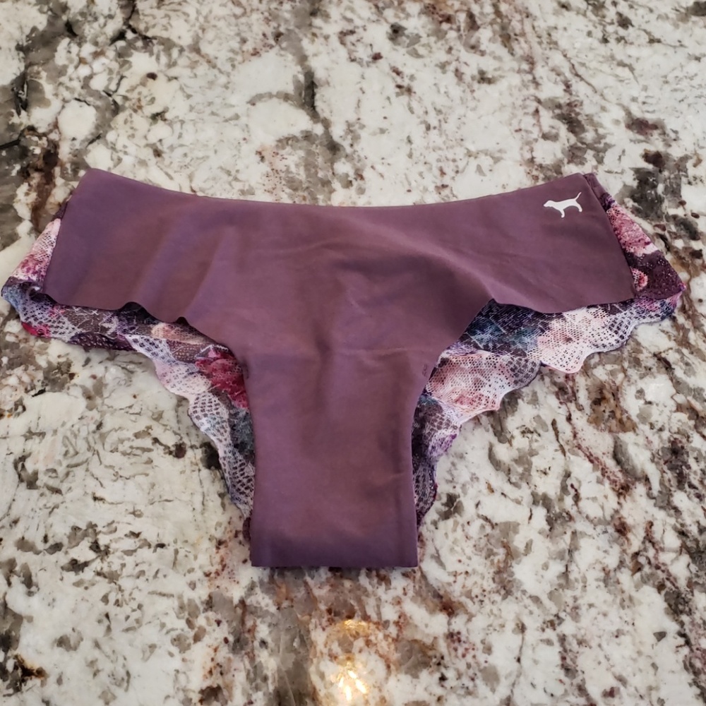 Victoria's Secret Cheekster